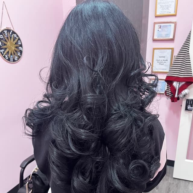 Level 2 Blowout at Hair By Nicolette in New Jersey, NJ